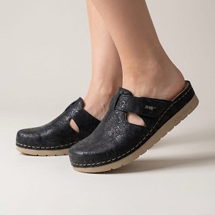 D-1426 fekete klumpa